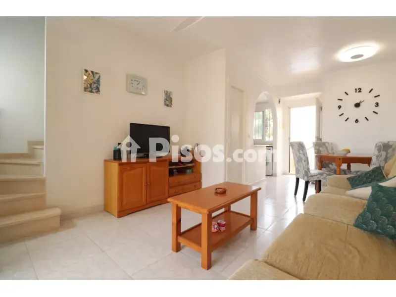 Elutuba - East-Facing Semi-Detached House with Pool in Algorfa