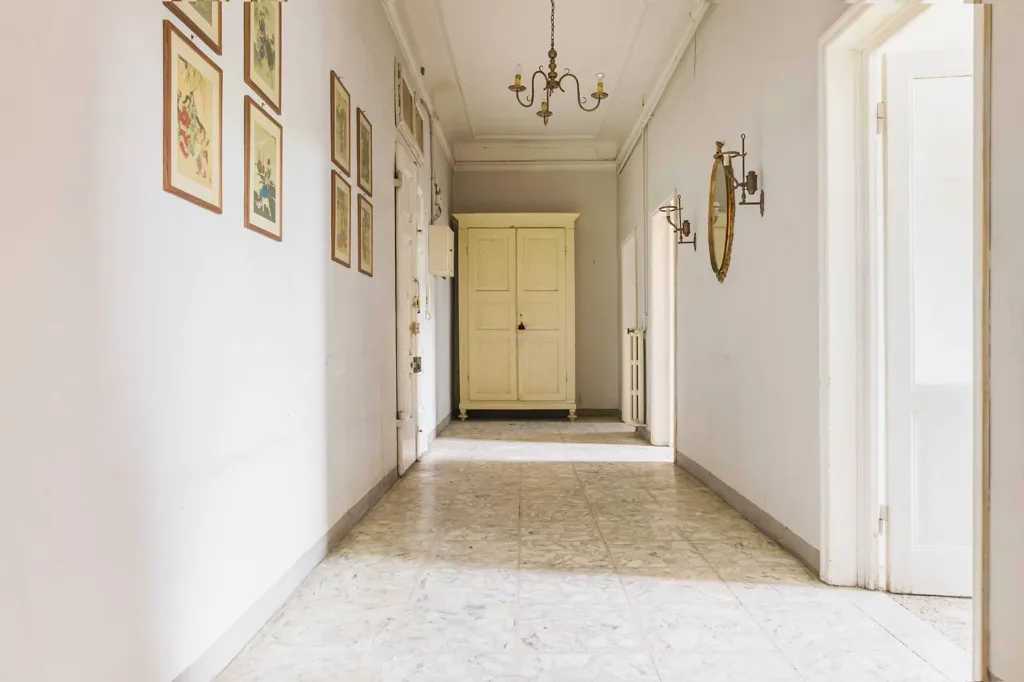 Esik - Florentine Apartment with Terrace in Porta a Prato