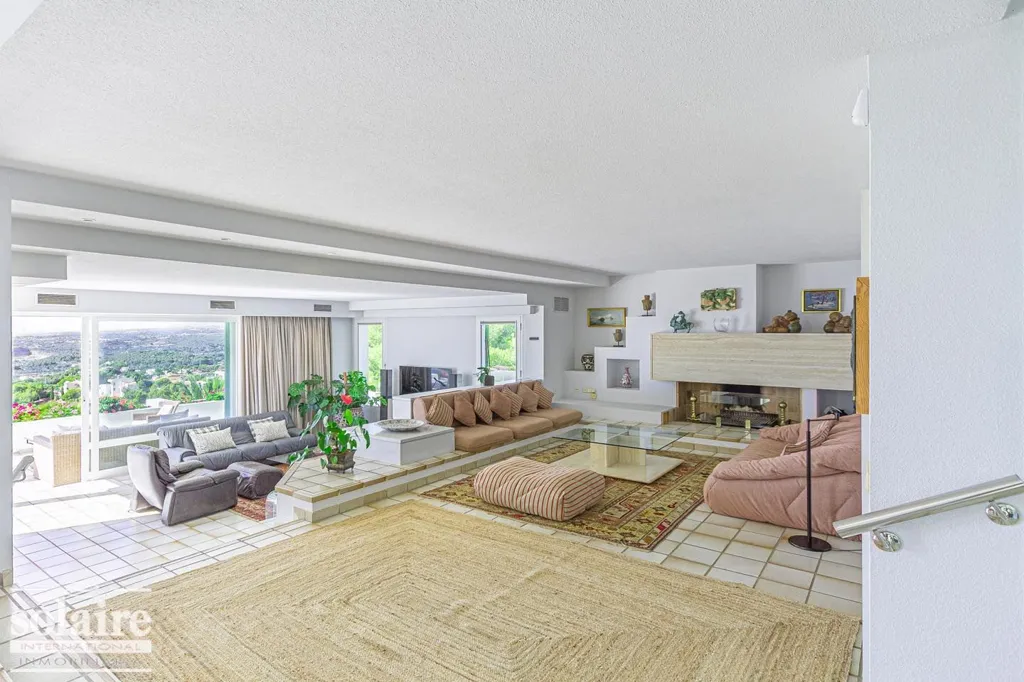 Living Room - Renovated Villa with Sea View in Altea