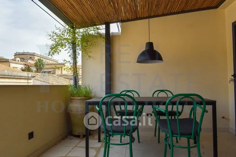 Terrasse - Restored House with Balcony in Noto