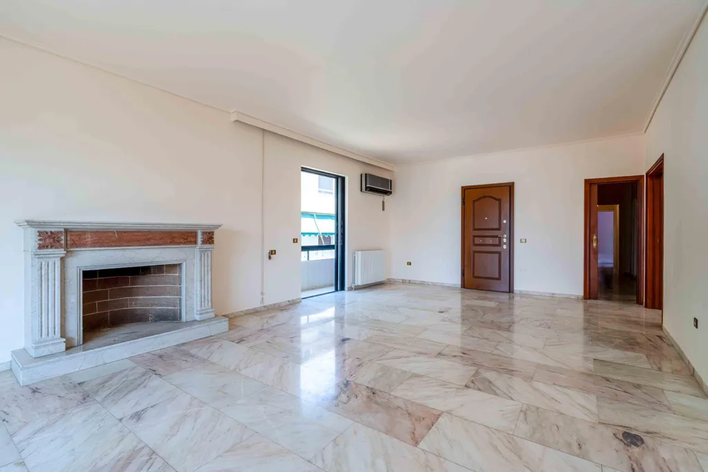 Elutuba - Top Floor Apartment with Panoramic Views near Glyfada Golf