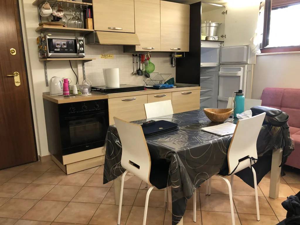 Sala da pranzo - Apartment with Balcony in Mentana