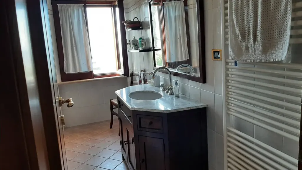 Vannitoad - Colonial House with Panoramic View in Carignano