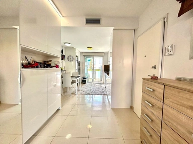 Esik - Twin-bedroom Apartment with Pool in Torrevieja
