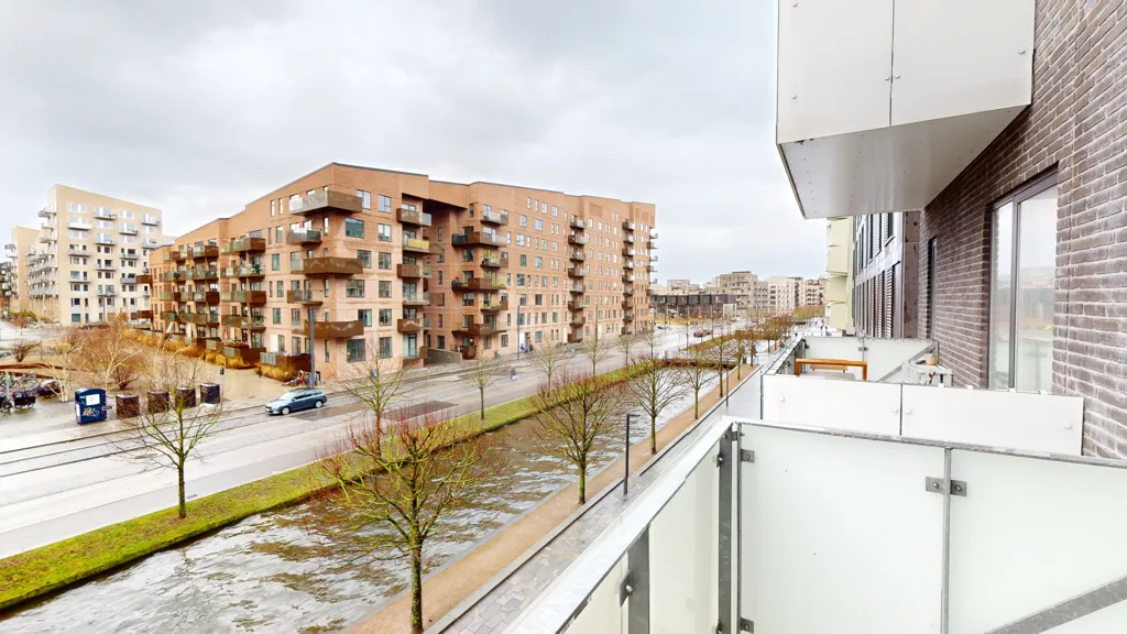 Balcony - Modern Flat with Balcony in Ørestad