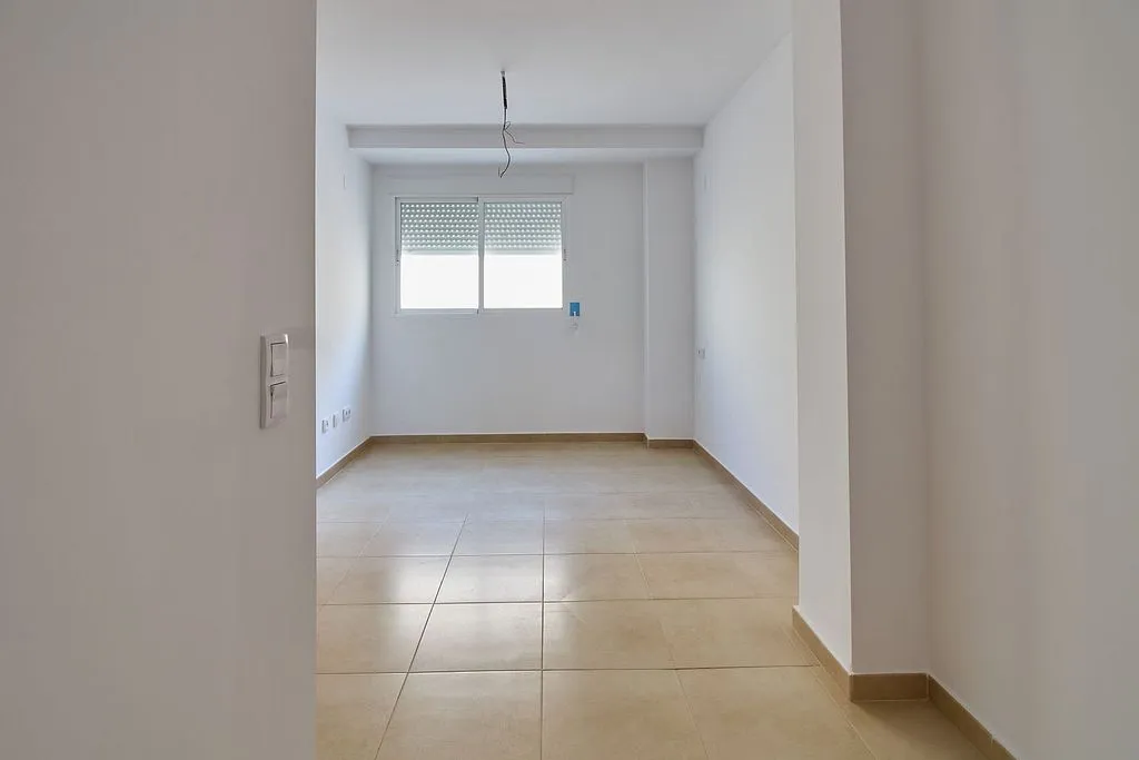 Toad - Modern Flat with Balcony in Albal