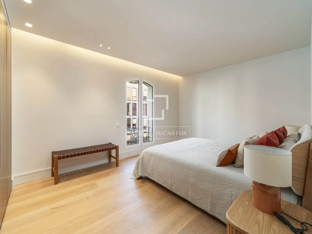 Chambres - Renovated Apartment with City Views in Eixample