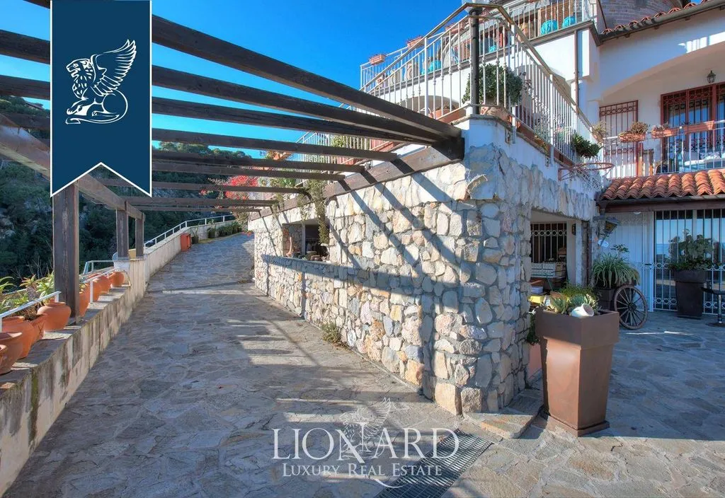 Terrasse - Luxury Villa with Sea View in Ventimiglia