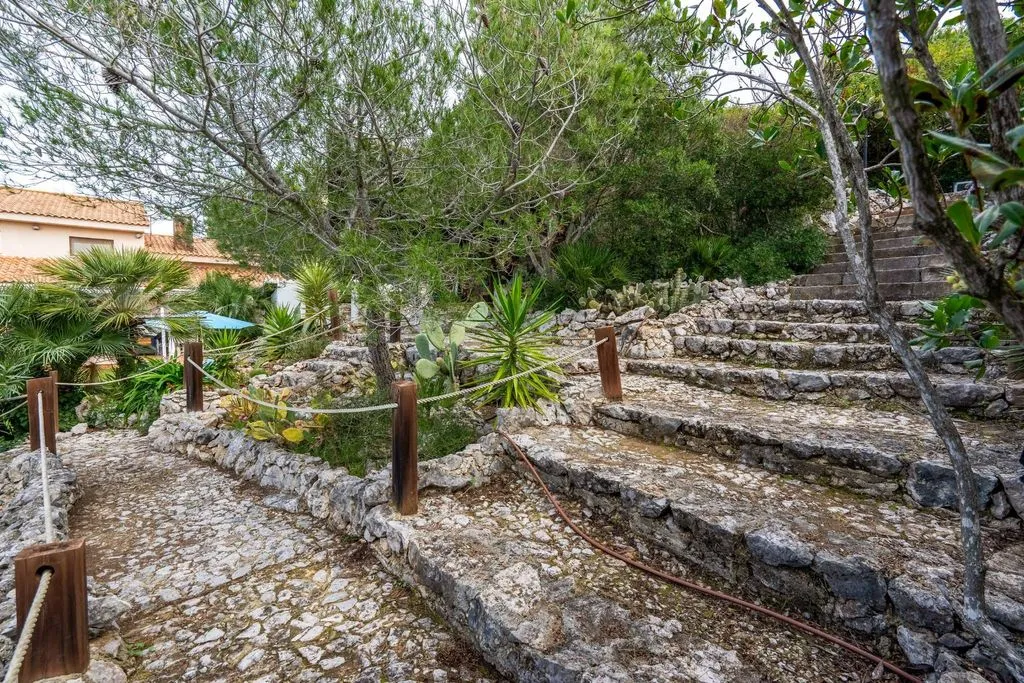 Aed - Detached House with Pool in Plana Novella