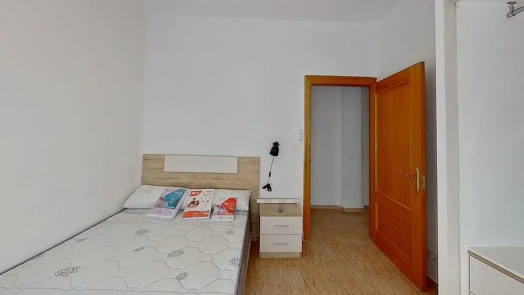 Chambres - Furnished Flat with Terrace in Vistabella