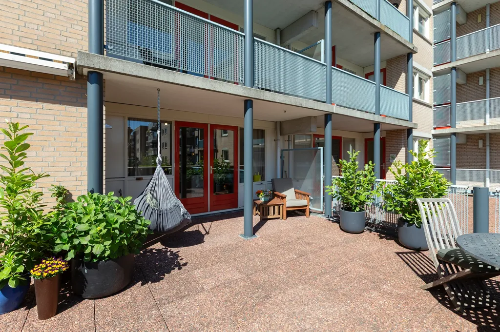 Jardin - Galerie Flat with Garden in Almere Stad