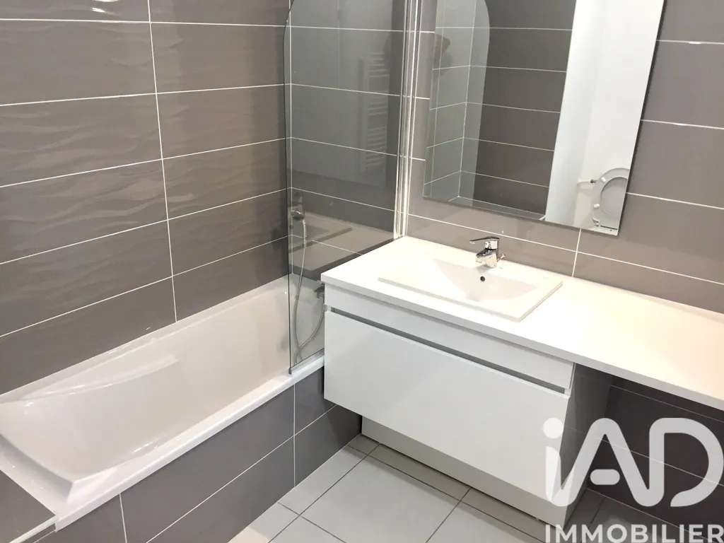 Vannitoad - Apartment with Pool in Saint-Jean-de-Védas