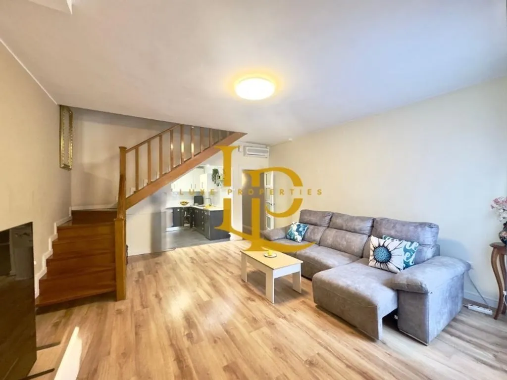 Séjour - Luxury Duplex with Terrace in Cerdanyola del Vallès