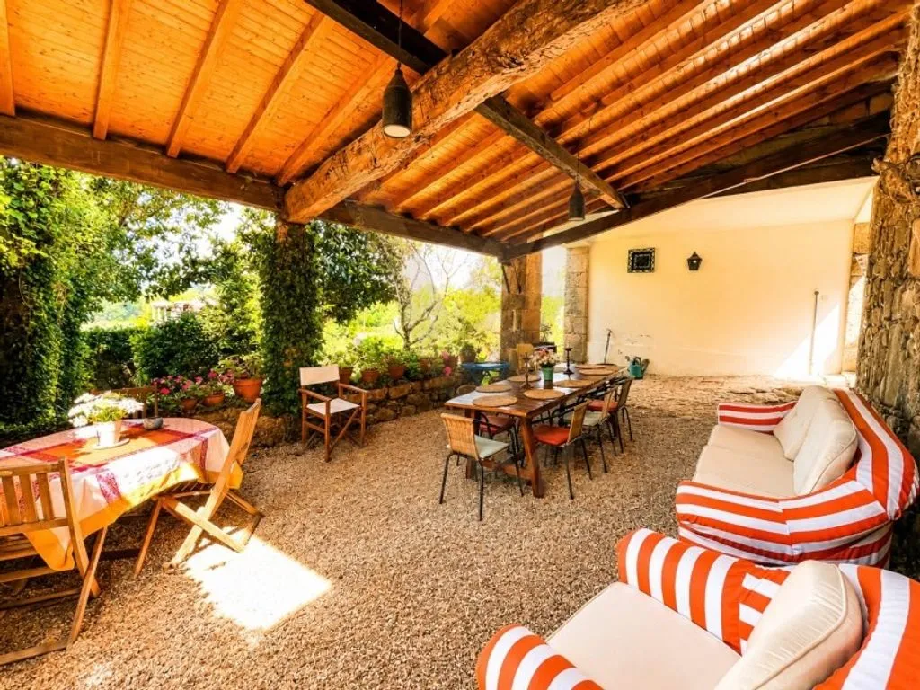 Terrass - Historic House with Pool in Ponte de Lima