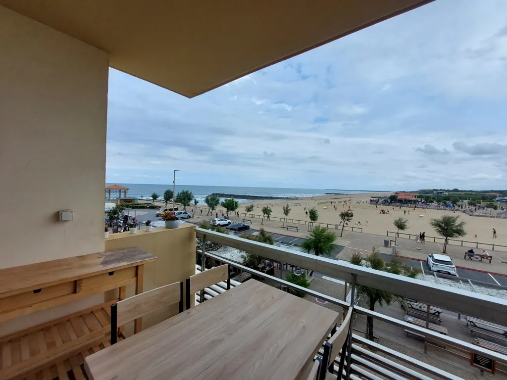 Rõdu - Student-Friendly Flat with Sea View in Anglet