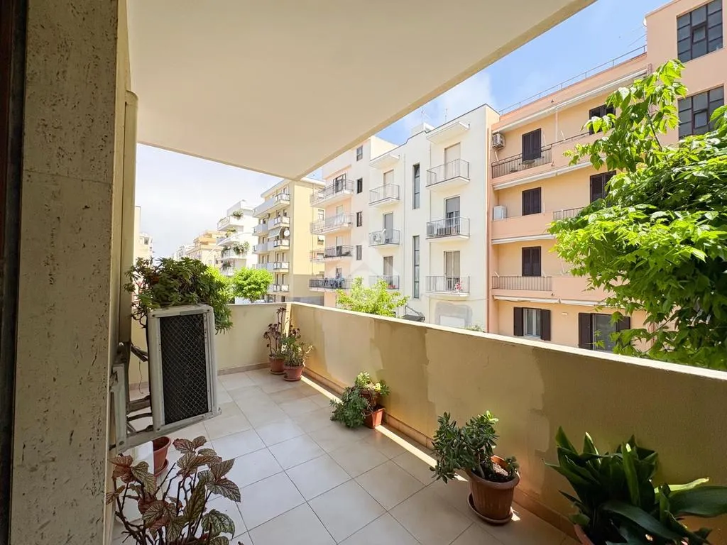 Balcon - Bright 3-Room Apartment with Terrace in Alghero