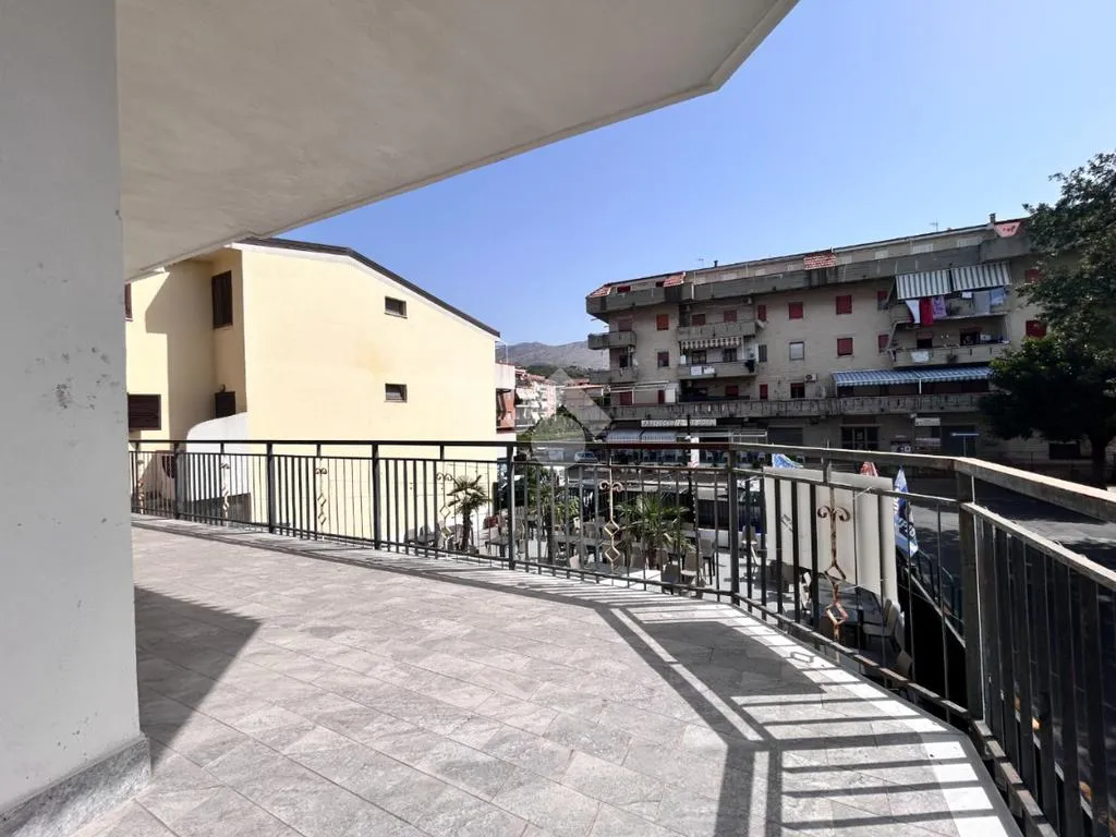 Balcone - Apartment with Balcony in Scalea