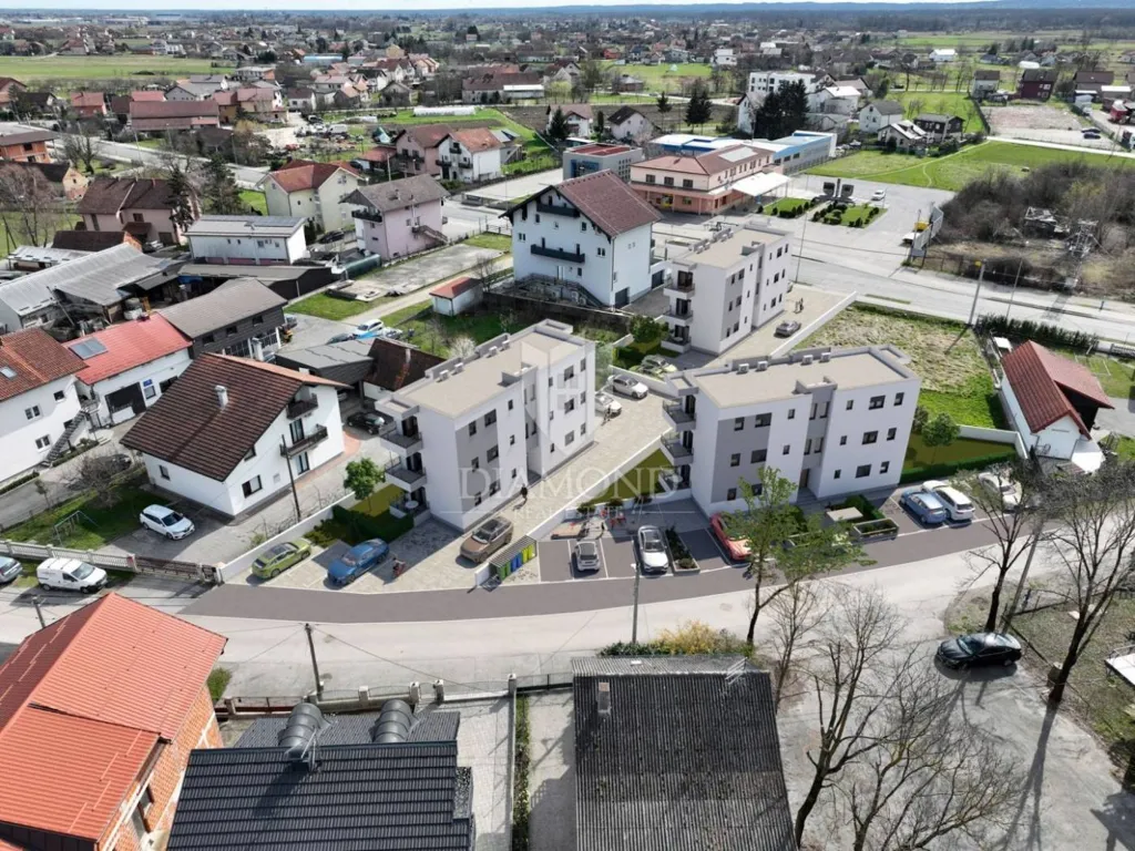 Õhuvaade - Modern Flat with Balcony in Gornji Stupnik