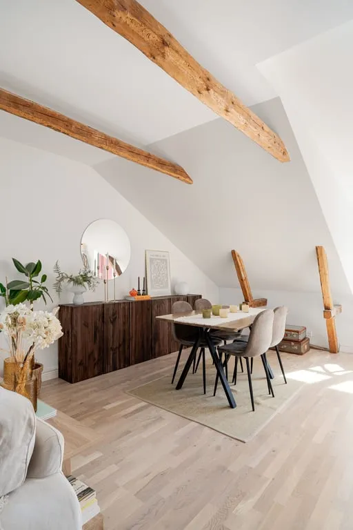 Sala da pranzo - Characterful Flat with City Centre Views in Jönköping