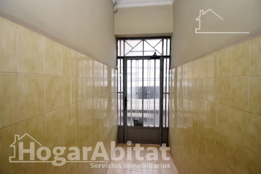 hallway_entrance