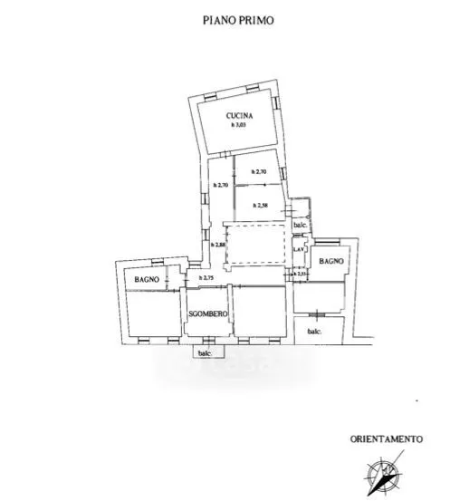 Plaan - Charming Apartment with Balcony in Mogliano