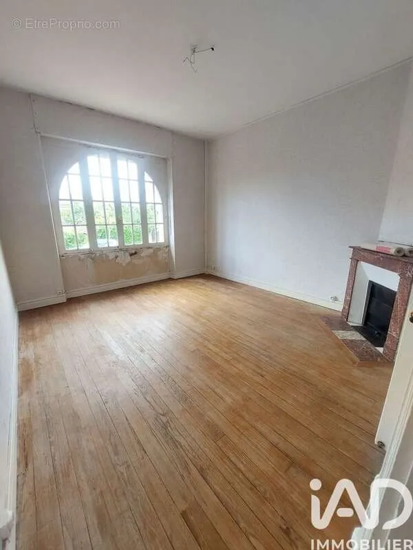 4-toaline maja asukohas Tarbes