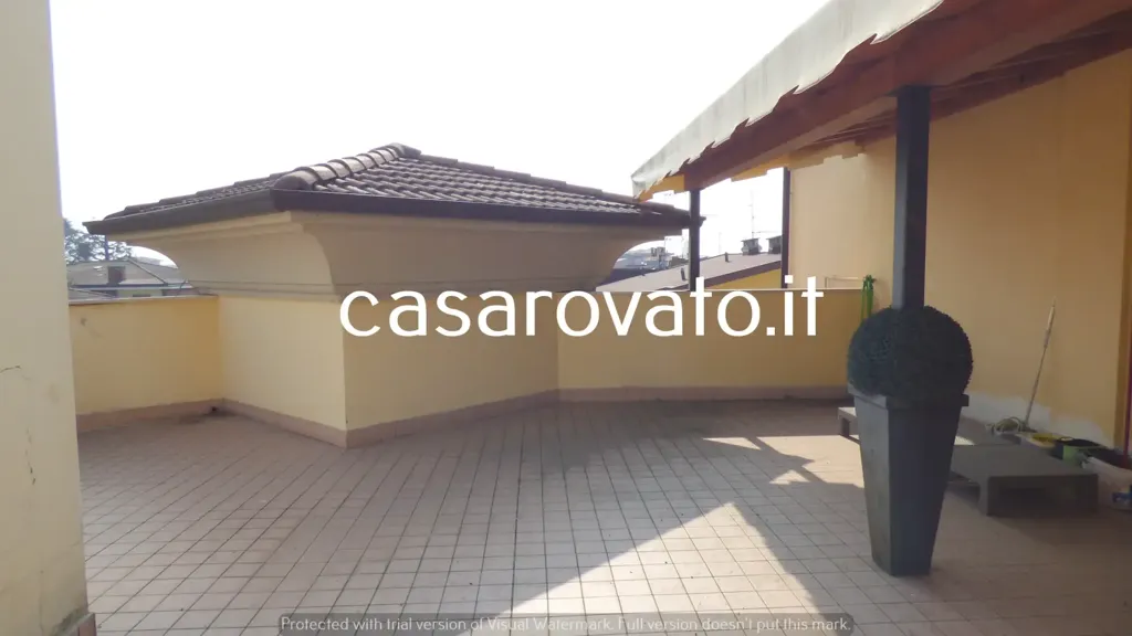 Terrass - Triplex Attic with Terrace in Rovato
