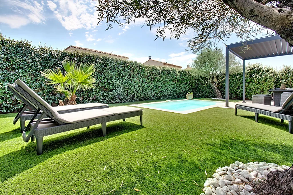 Piscine - Villa avec Piscine et Garage à Vidauban