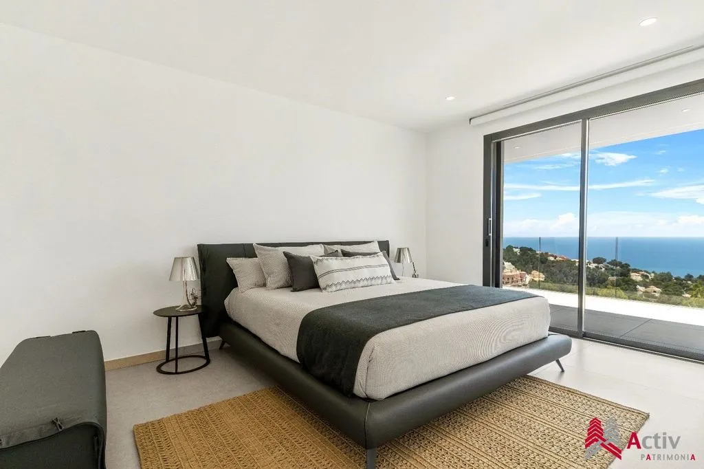 Magamistoad - Contemporary Villa with Elevator in Altea