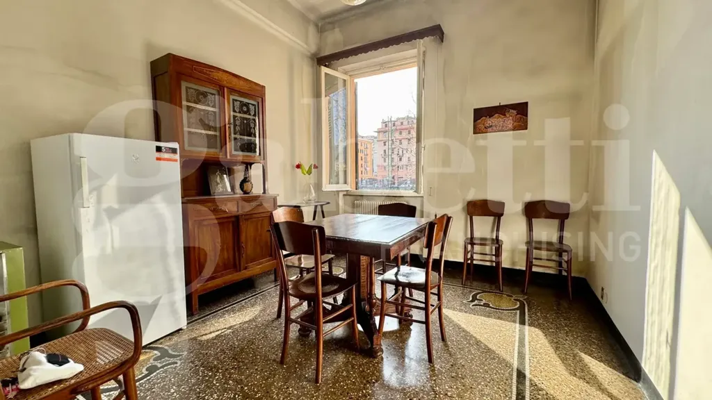 Sala da pranzo - Apartment with Balcony in Genoa