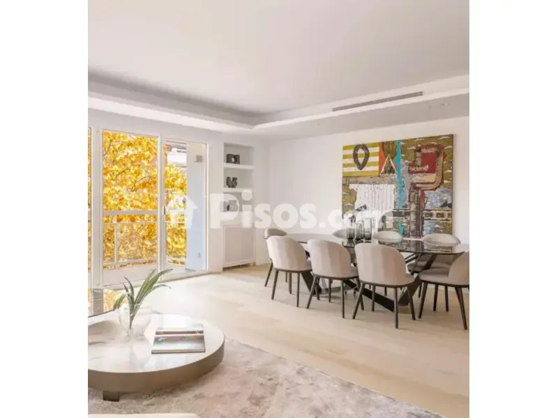 Salle à manger - Modernised Apartment with Views in Recoletos
