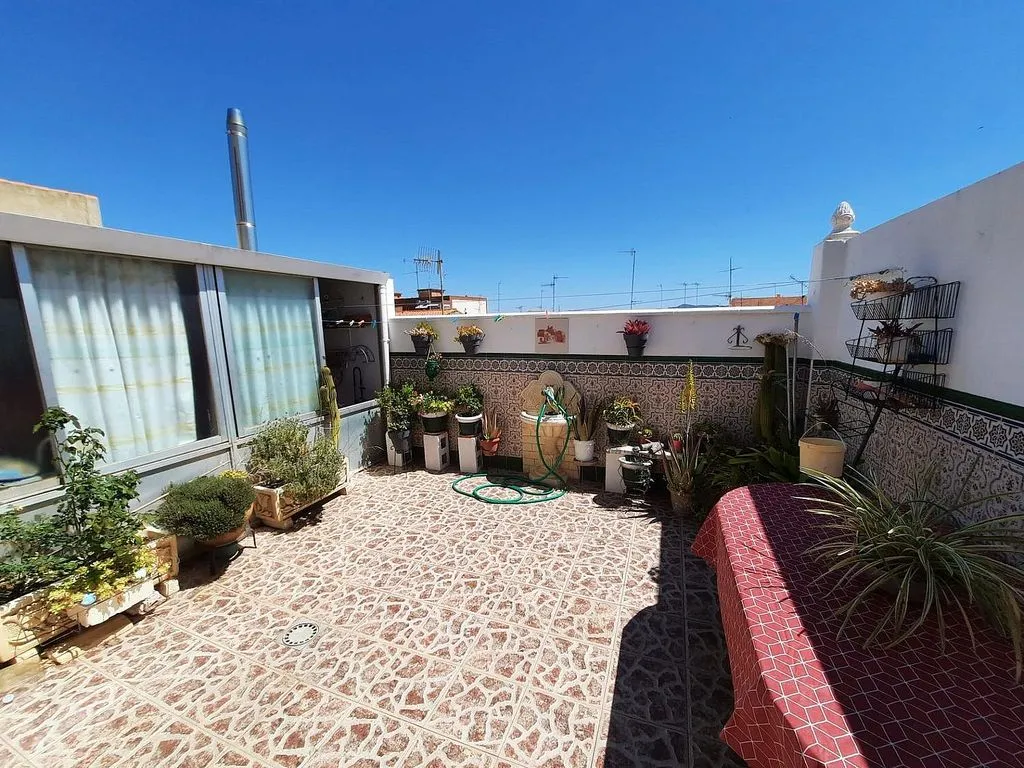 Terrasse - Apartment with Garage and Air Conditioning in Almansa