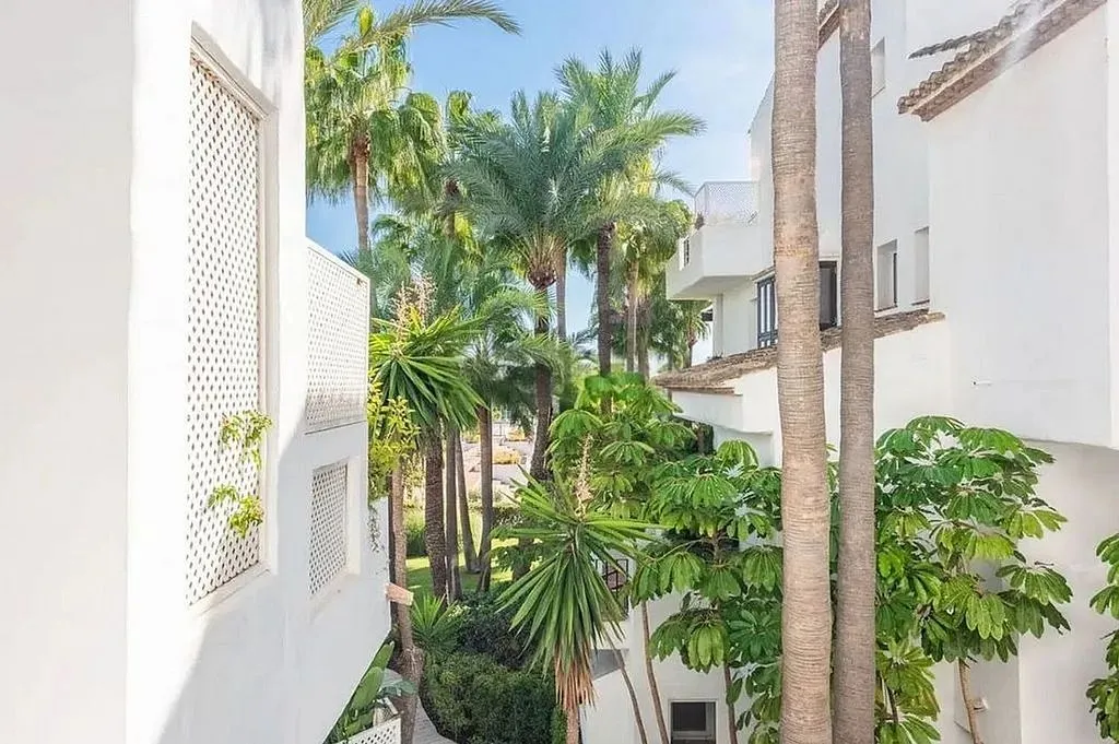 Rõdu - Duplex with Pool in Marbella's Golden Mile