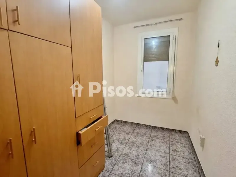 Chambres - Apartment with High Ceilings in Barcelona Centre