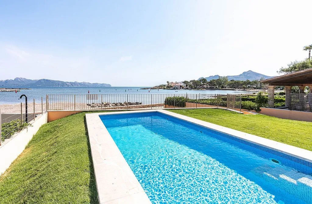 Piscine - Chalet with Pool and Terrace in Barcarés