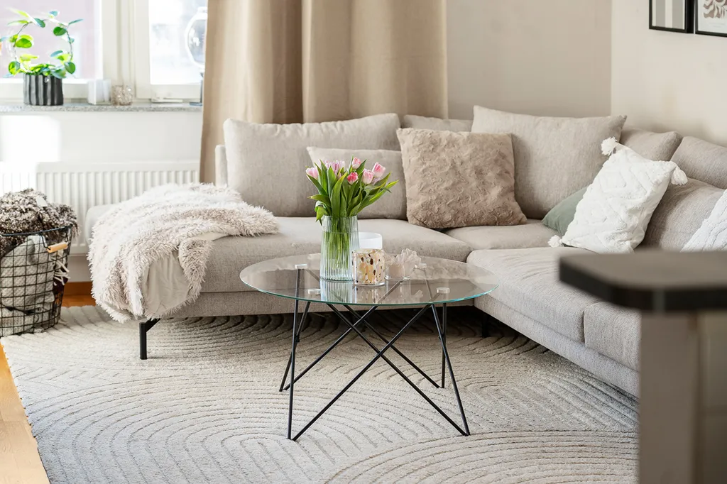 Living Room - Modern Apartment with Balcony in Gimonäs