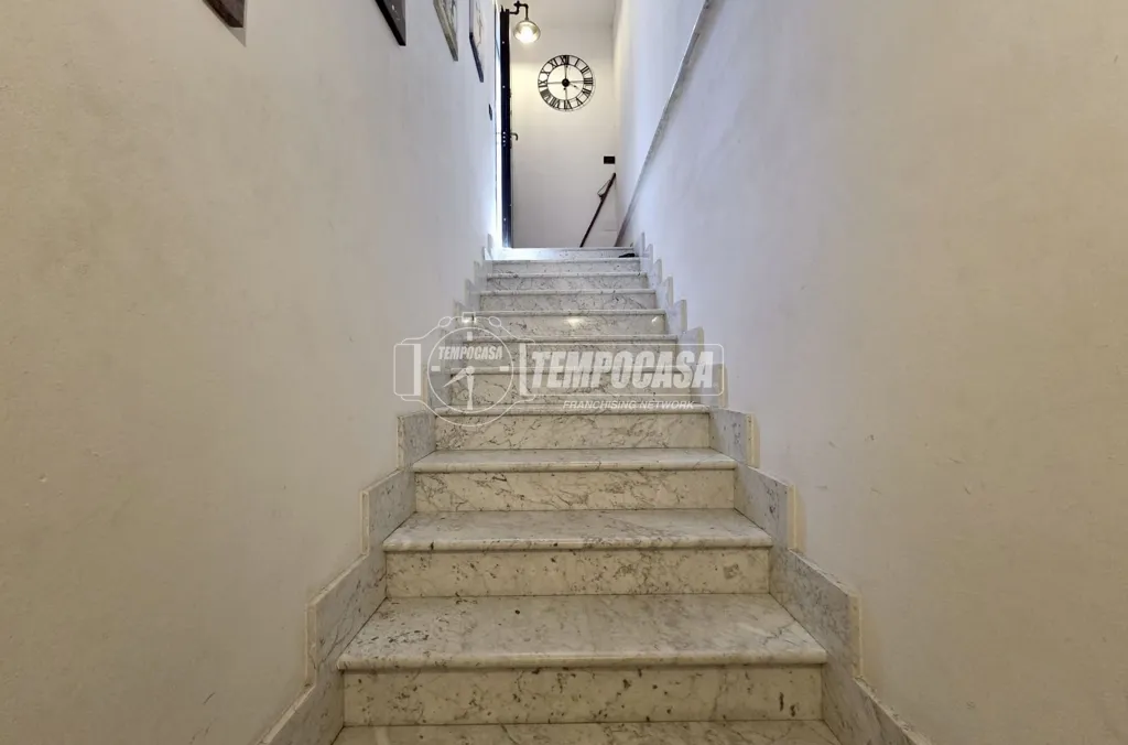 Toad - Rustic Villa with Garden in Castagnola, Massa