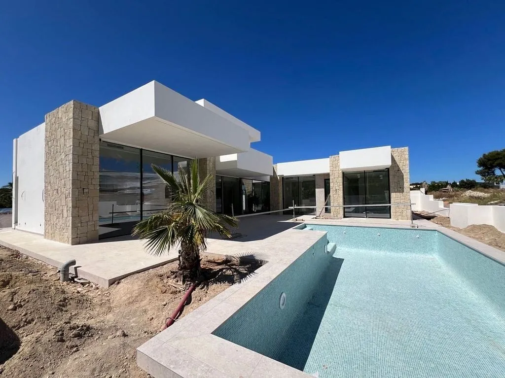 Bassein - Contemporary Villa with Pool in Dénia