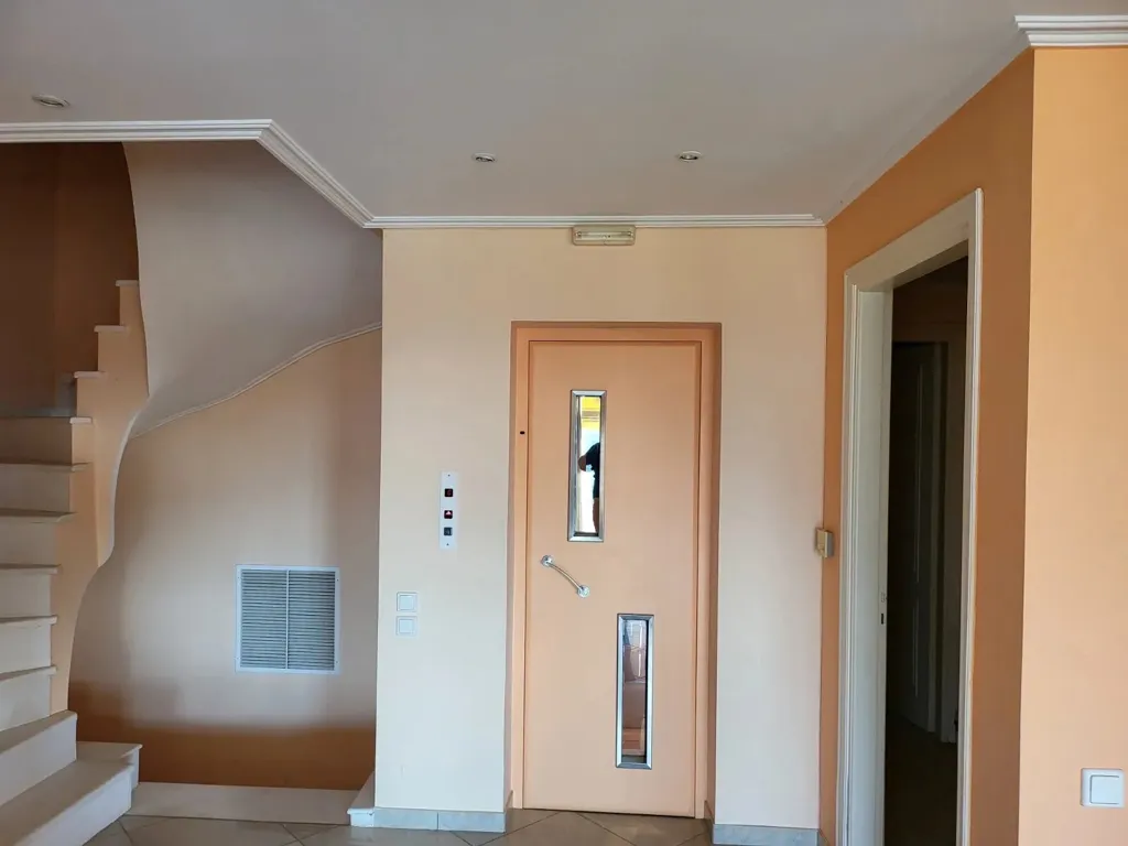Toad - Luxury Villa with Sea View in Anavyssos