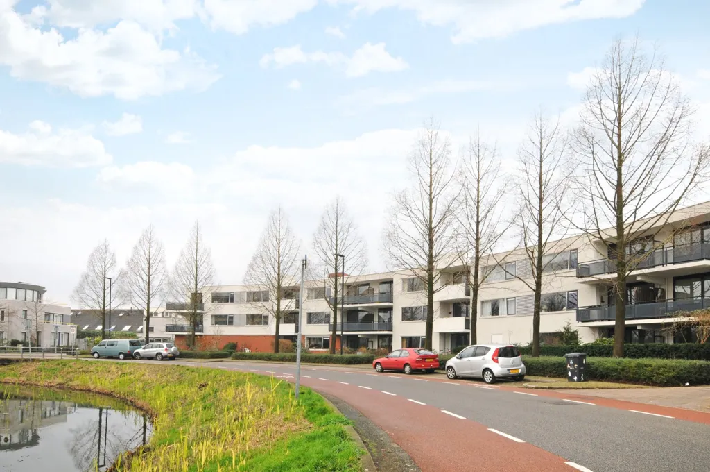 Esterno - Modern Apartment with Lift in Utrecht