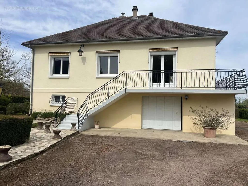 Maison 5 pièces à Marzy
