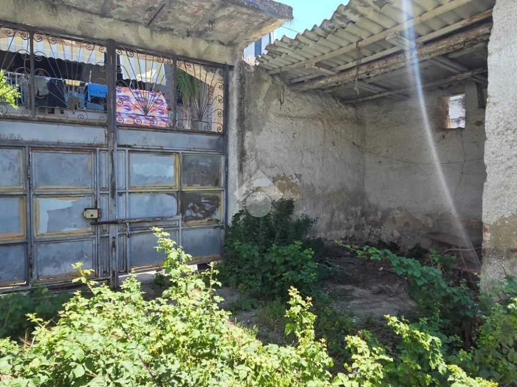 Garden - Independent House for Reconstruction in Casapesenna