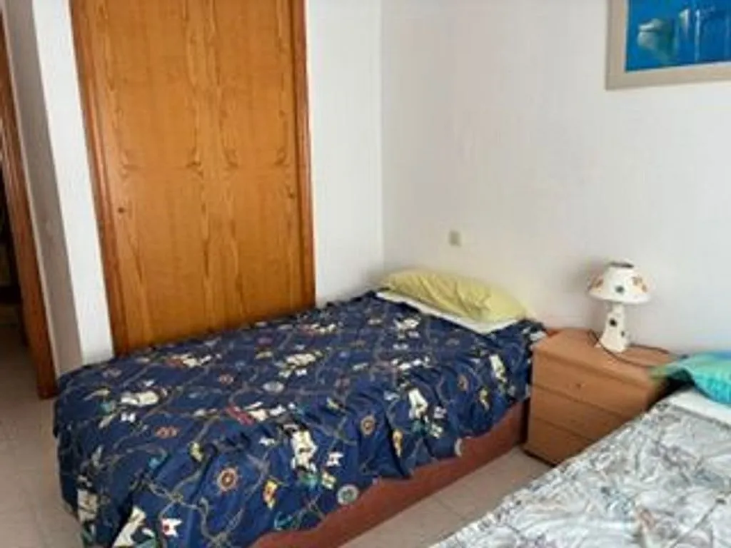 Chambres - Spacious Apartment with Air Conditioning in Massalavés