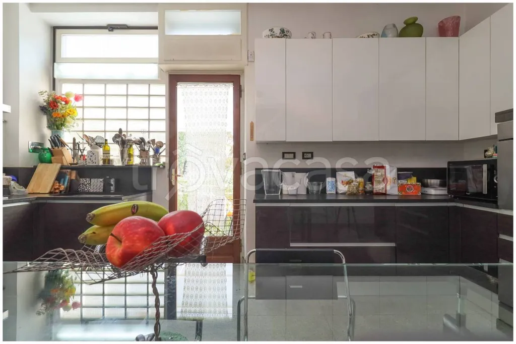 Cuisine - Spacious Villa with Garden in Giaveno