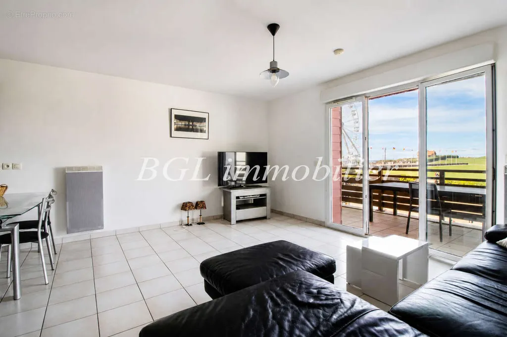 Séjour - Appartement de plain-pied avec terrasse à Biscarrosse Plage