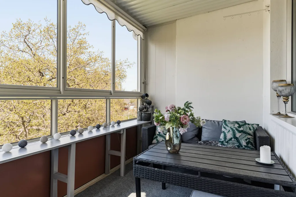 Balcon - Apartment with Large Balcony in Oxelösund