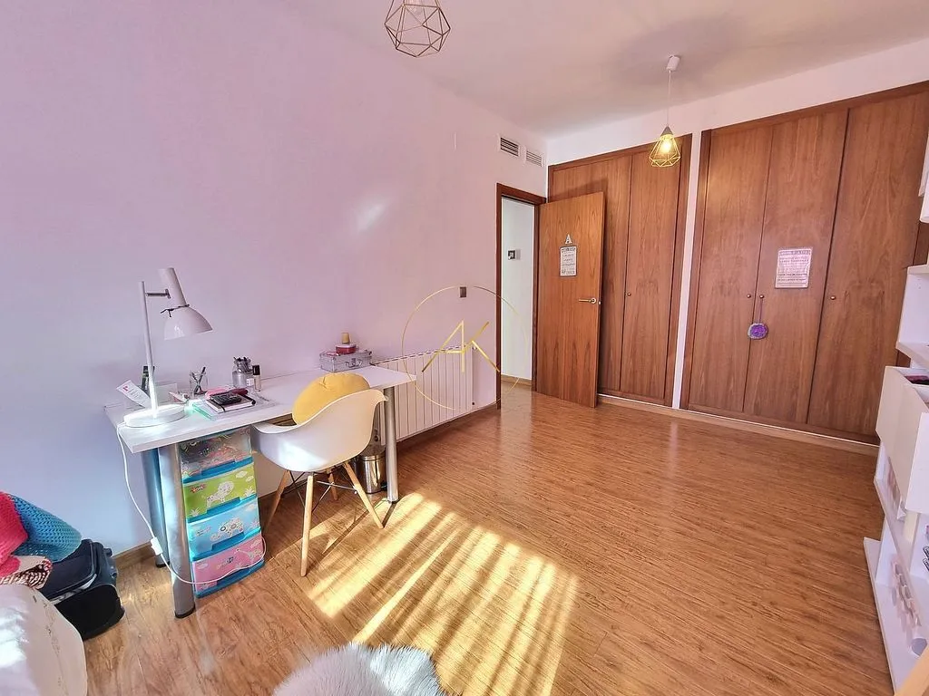 Bedrooms - Chalet with Pool and Terrace in Torre en Conill