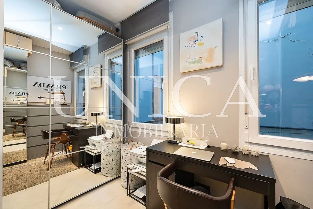 Kabinet - Modern Flat with Balcony in Malasaña