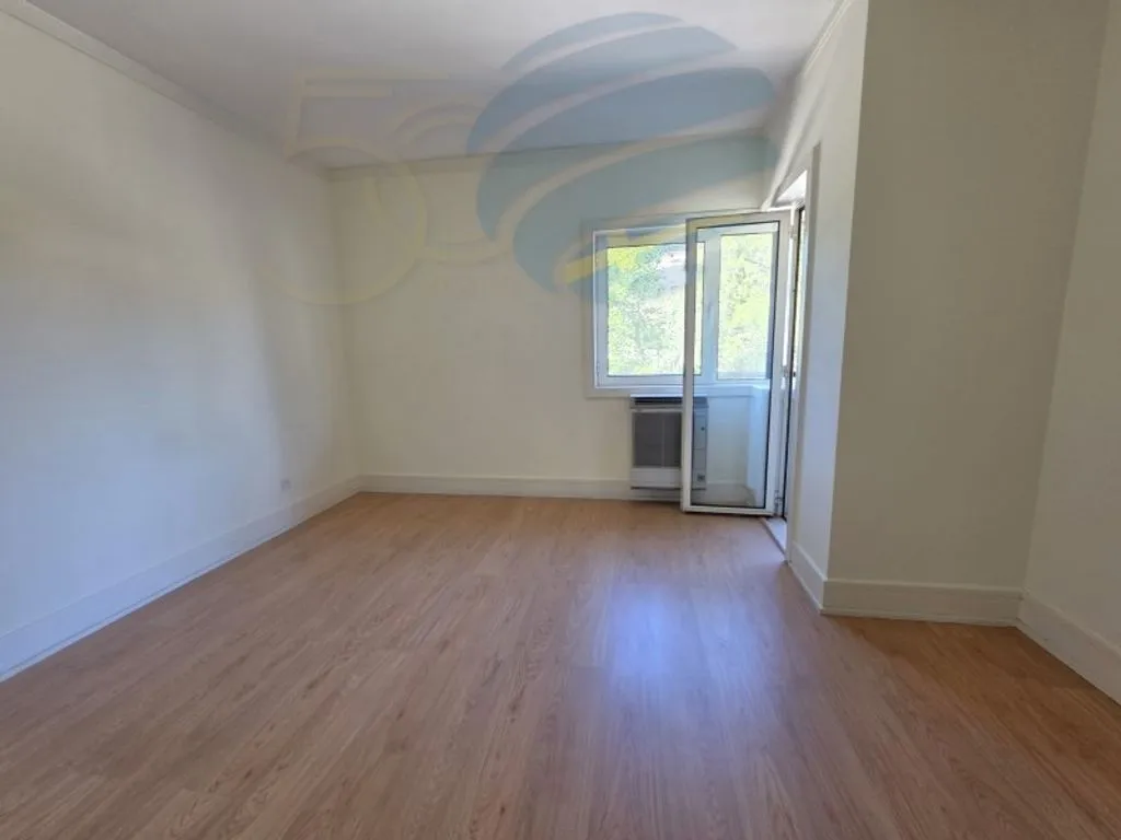 Toad - Luxury Flat with Pool in Estoril, Cascais