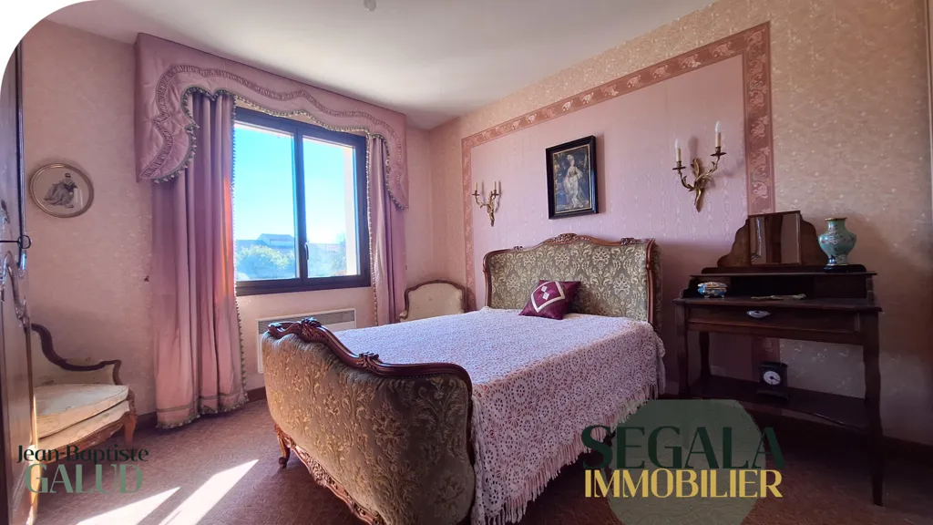 Chambres - Maison avec Atelier Indépendant à Carmaux